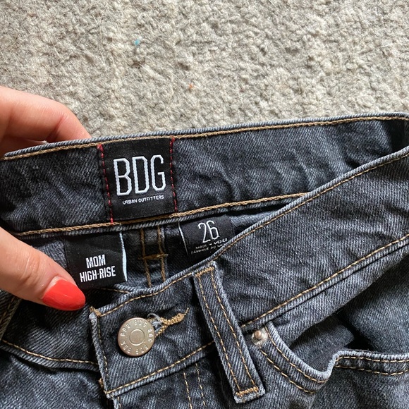 High-waisted denim mom shorts - Picture 6 of 6